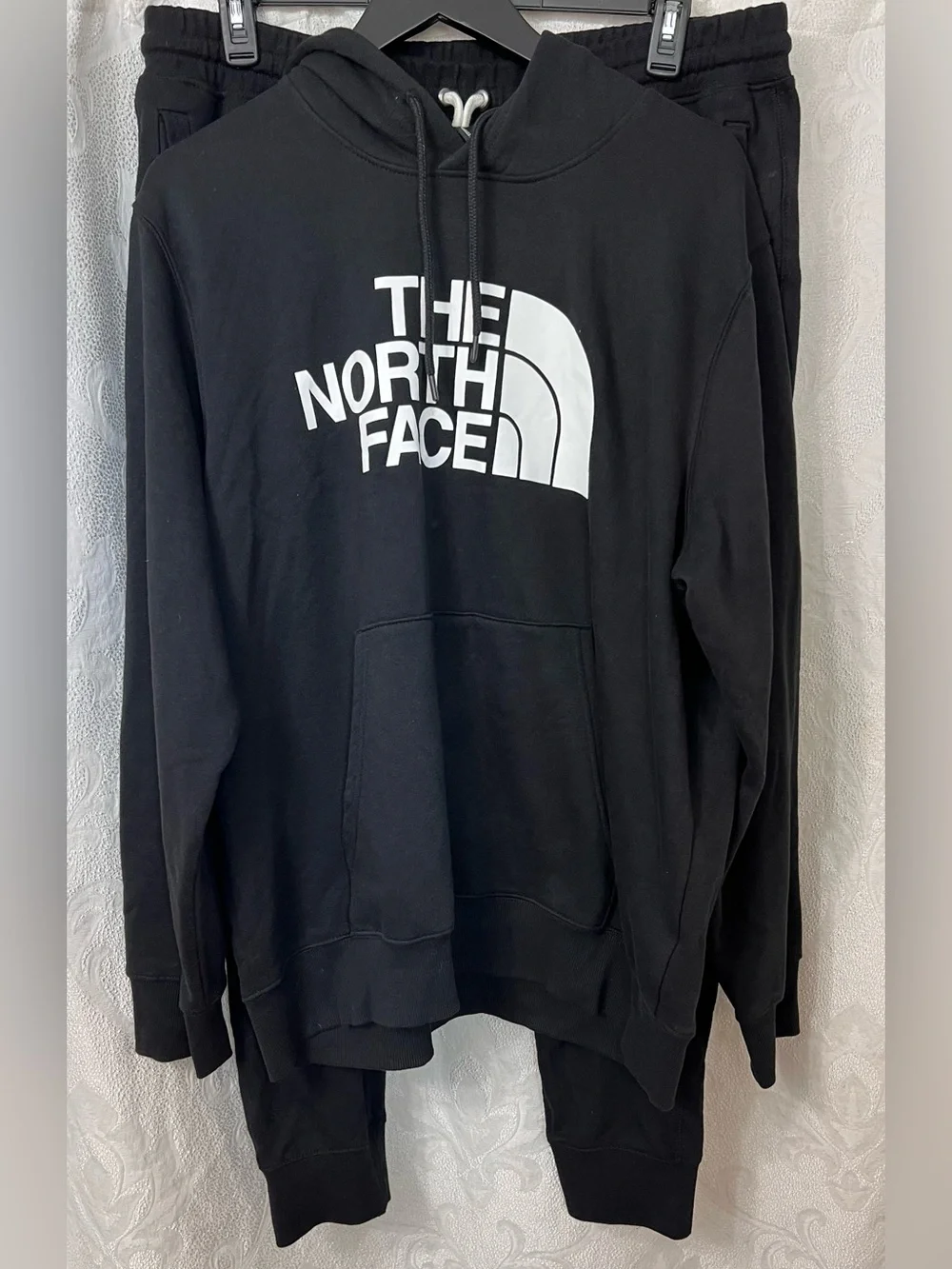 The North Face Tracksuit Men's Black Pullover Hoodie and Jogger Set XL